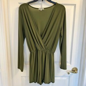 Charlotte Russe | Green Romper | Size Medium | Deep V Neck